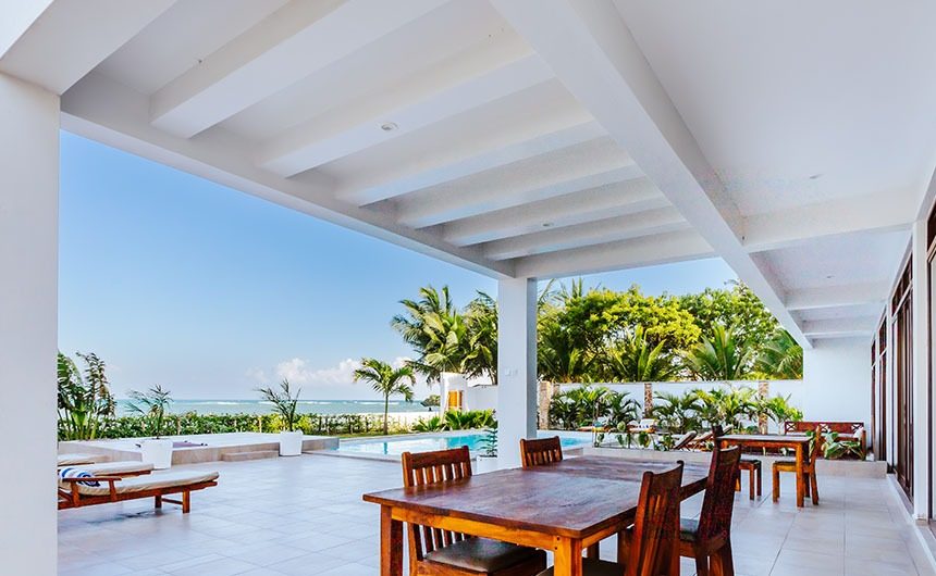 Various Retreats at the Pool